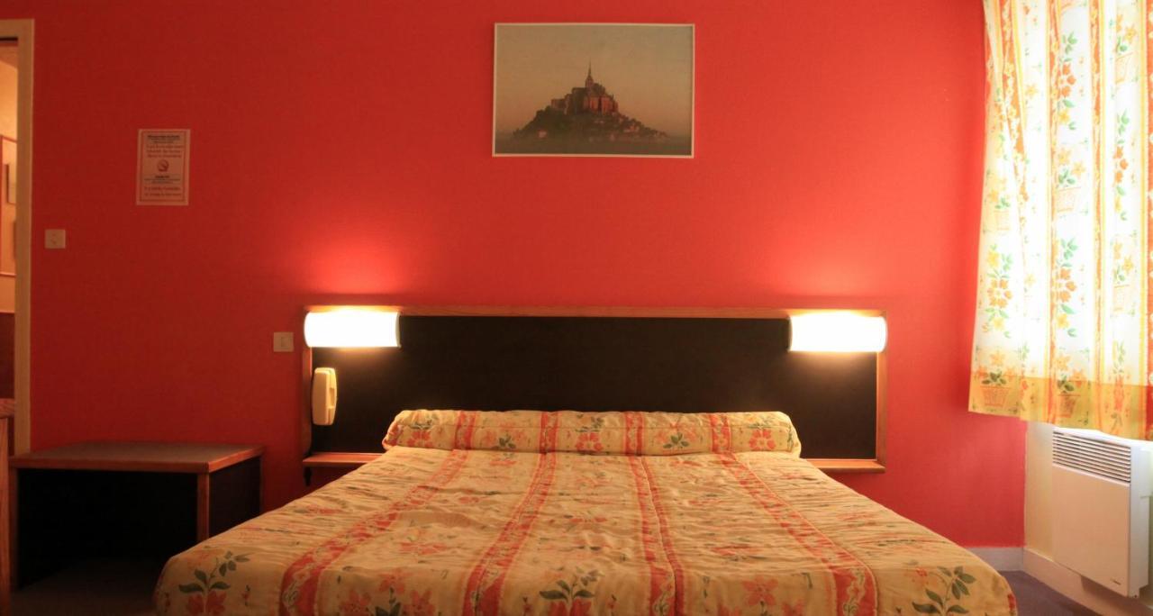 Logis Hotel Et Restaurant La Tour Brette Ποντορσόν Εξωτερικό φωτογραφία